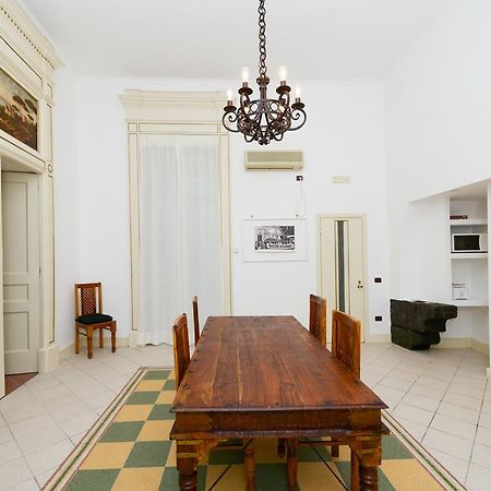 Residenza Santa Chiara Leilighet Napoli Eksteriør bilde