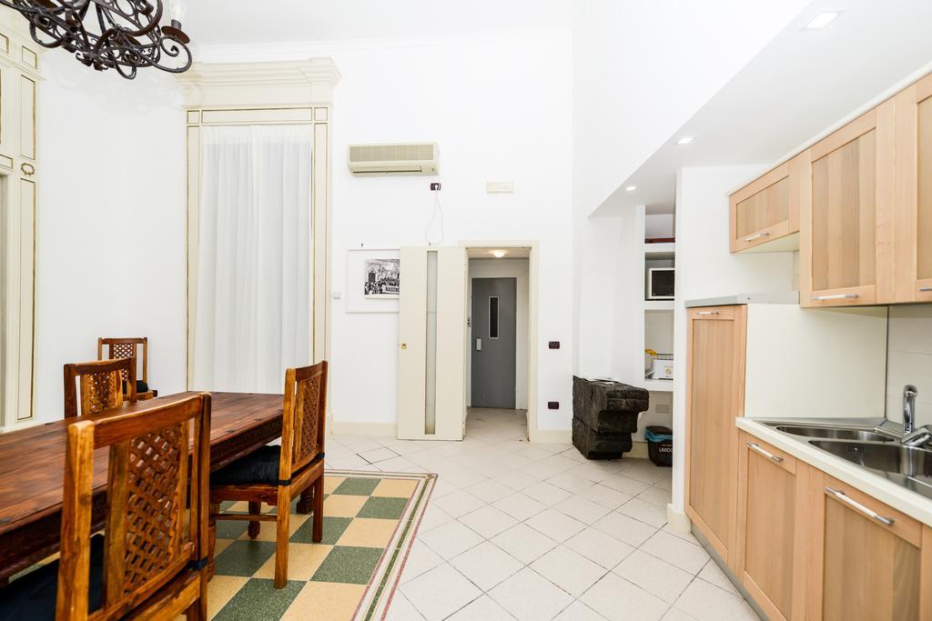 Residenza Santa Chiara Leilighet Napoli Eksteriør bilde