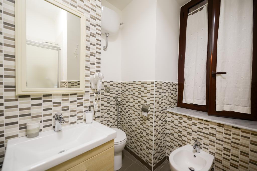 Residenza Santa Chiara Leilighet Napoli Eksteriør bilde